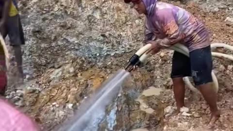 traditional gold mining