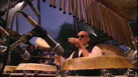 Black Sabbath with Phil Collins - Paranoid = Live Queen Golden Jubilee