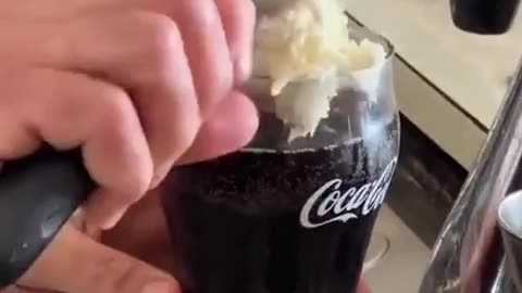 97 year old NYC diner still serves their Coke the old fashioned way