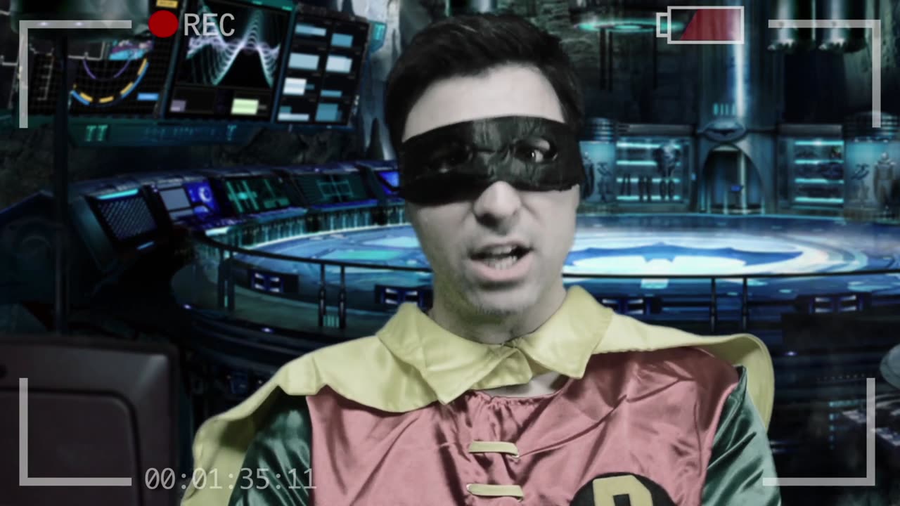 Batman's Sidekick Robin Rants - A Bitter Boy Wonder at Comicon