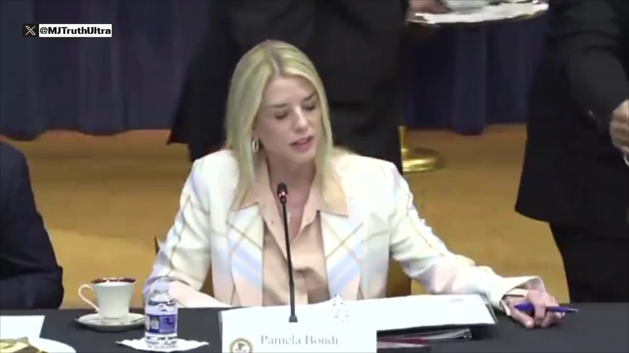 Pam Bondi announces the launch of the Anti-Christian Task Force ✝️