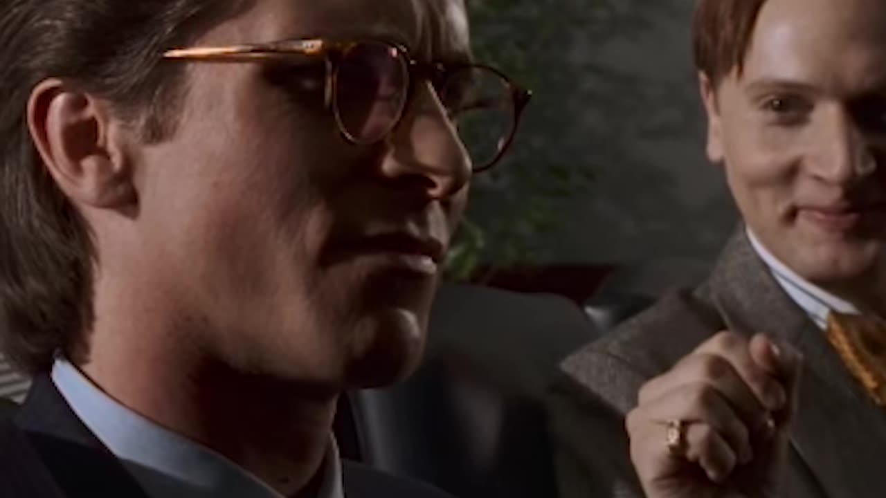 Patrick Bateman gets annoyed #patrickbateman #americanpsycho #fyp