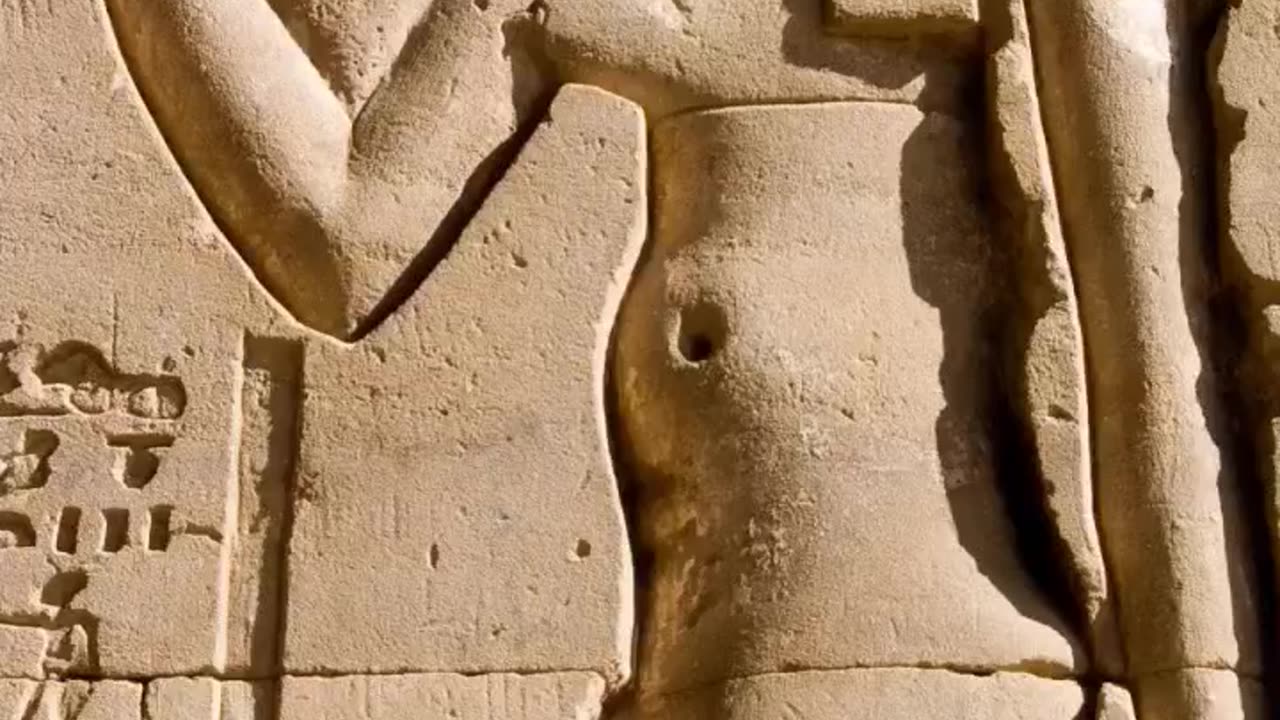 POINTLESS FACT OF THE DAY - VOL. 142: CLEOPATRA'S PERFUME