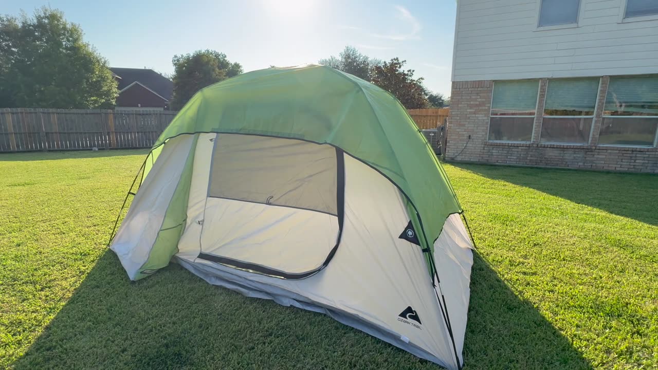 A nice tent for camping !!