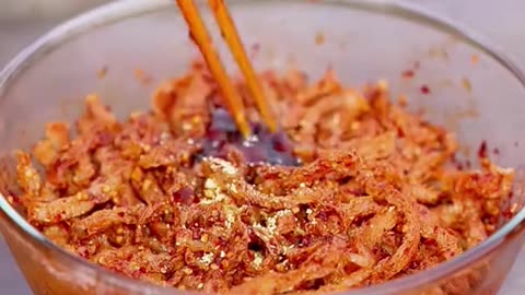 Making noodles from Amorphophallus muelleri