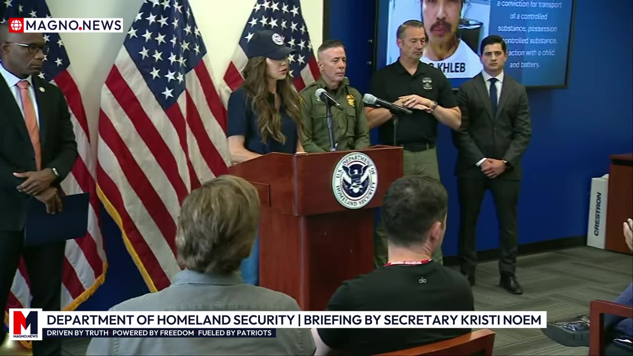 🇺🇸 DHS Secretary Kristi Noem Holds Briefing in Los Angeles on ICE Deportation Operations [LIVE]