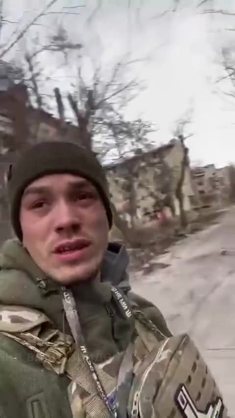 Ukrainian Soldier Complains Locals Refuse to Evacuate Konstantinovka