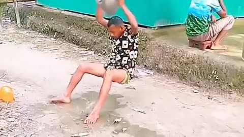 Epic Funny Video 😂😂😂 #shorts #viralshorts #comedy #funnymoments #fails #humor (74)