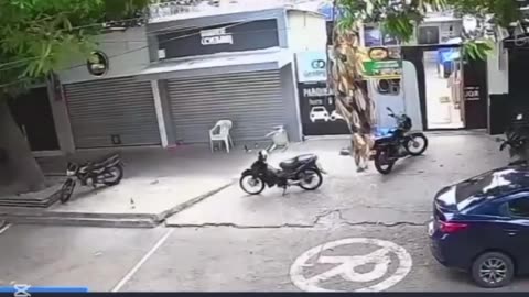 Video hombre lo mataron a balazos frente a sus amigos