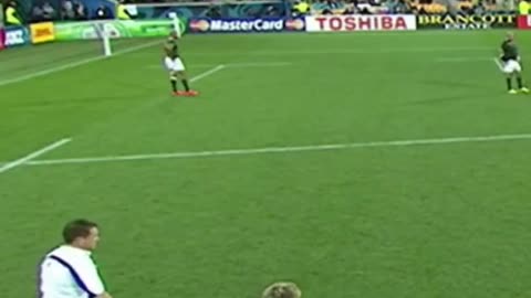 James O'Connor, just 22, steps up under immense pressure at the 2011 Rugby World Cup! 🏉🔥 💪