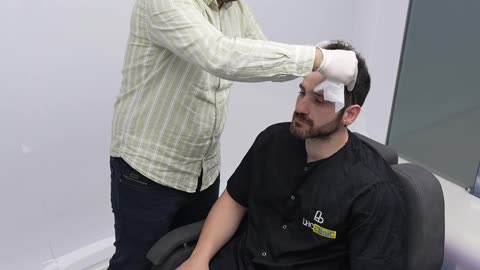 Designing a hairline that looks natural and fits you perfectly.