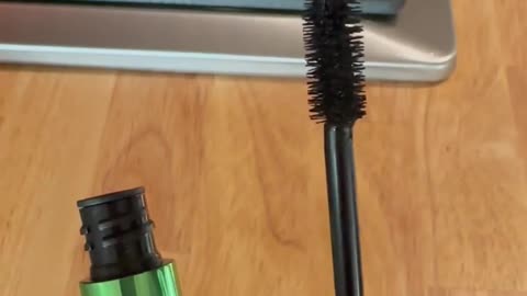 How To Get Fluffy, Fuller Brows in Seconds