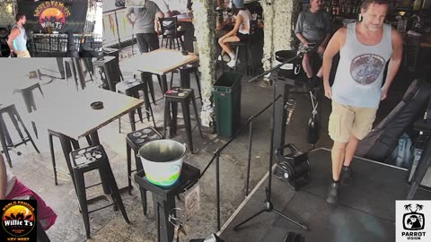 LIVE Music Everyday!