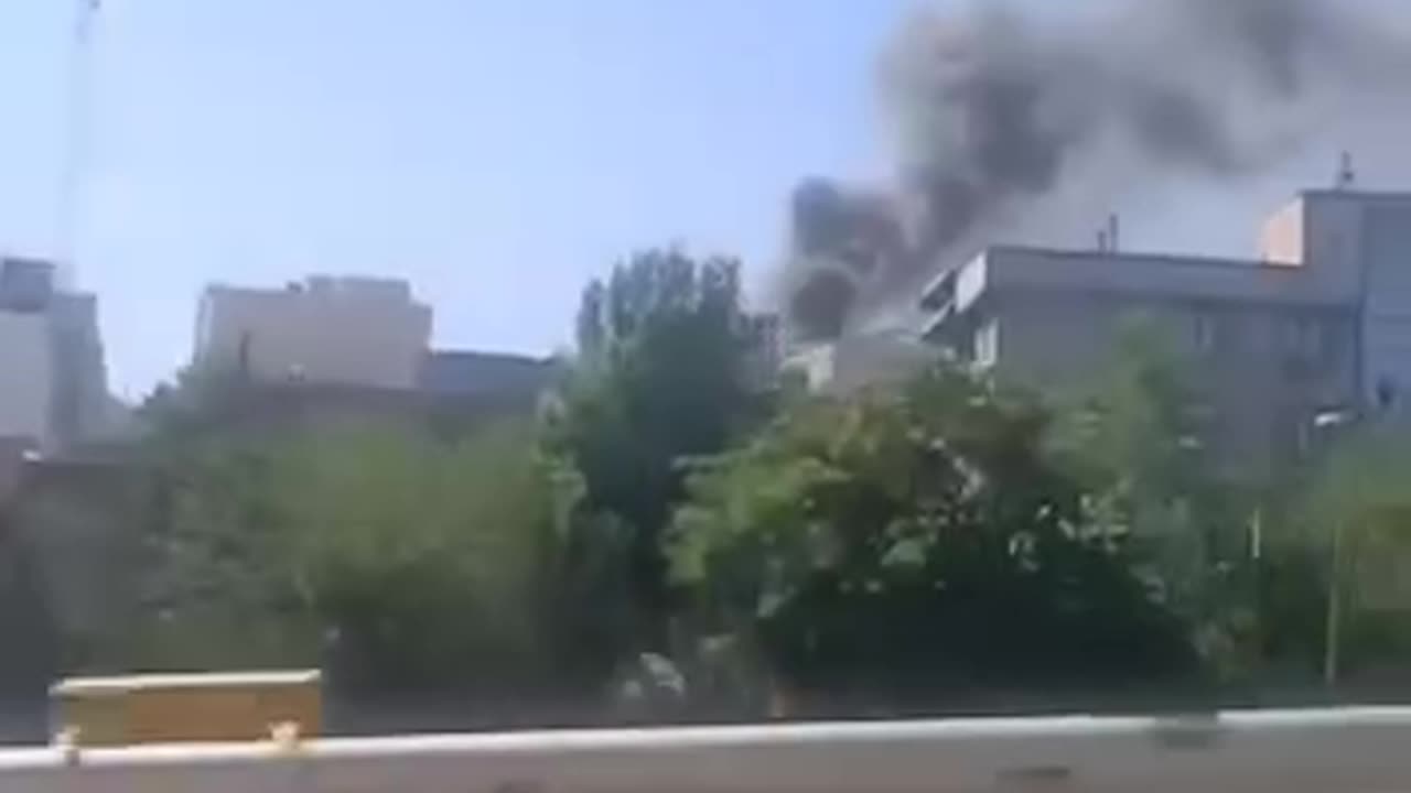 Very intense IDF attacks in northeast Tehran