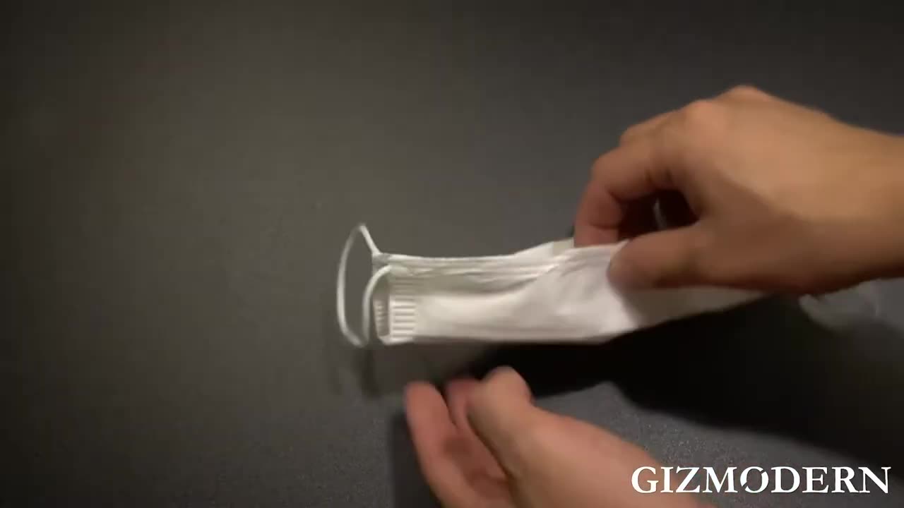 Disposable Mask with Waterproof Performance, Safe Material, Three Layers of Filtering & Comfortable