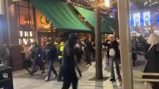 Northern Ireland Protestants forced pro-Palestinians to retreat