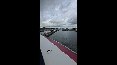 Panama canal entry