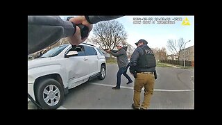 Bodycam Shows Intense Shootout Between Chicago Police and a Man During a Traffic Stop