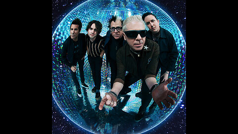 Gotta Get Away ~ The Offspring ( Live )