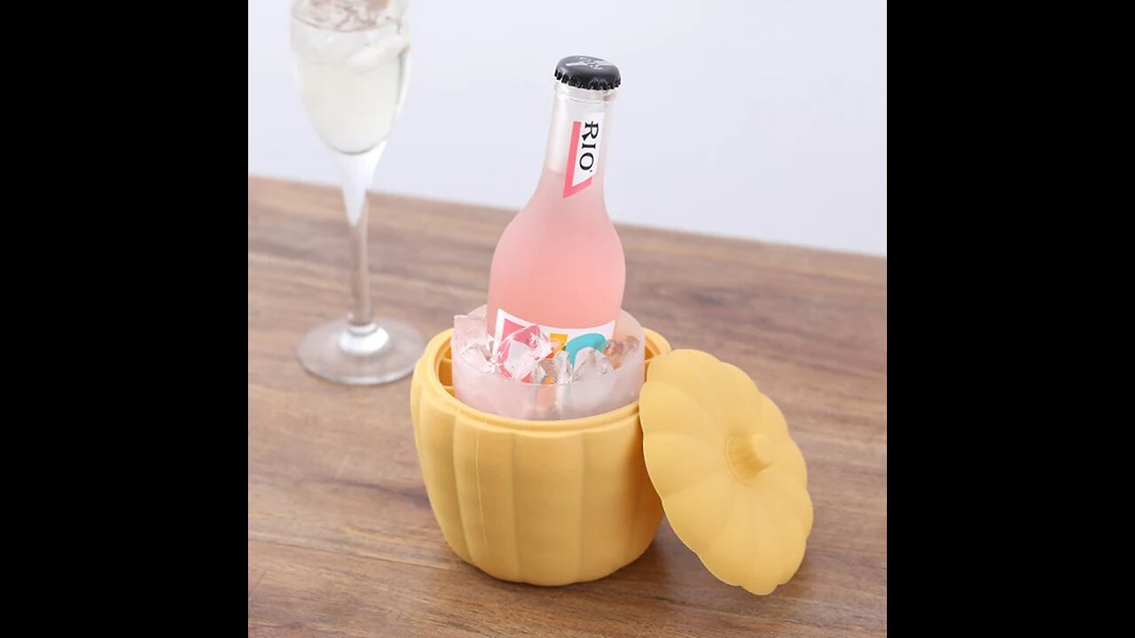2-in-1 Pumpkin Ice Bucket Silicone Cube Mold with Lids, or Home, Party, Cocktail, Whiskey, Wine&More