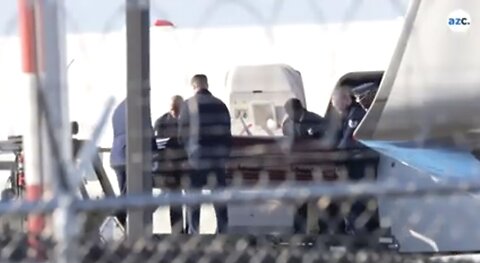 JD Vance, Erika Kirk arrive with Charlie Kirk casket in Phoenix, Arizona to supporters post-shooting