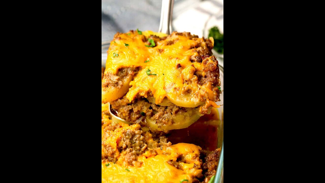 potatoes with cheese and minced meat 🥩