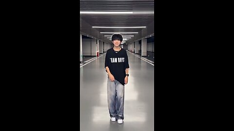 今天闪现了一下