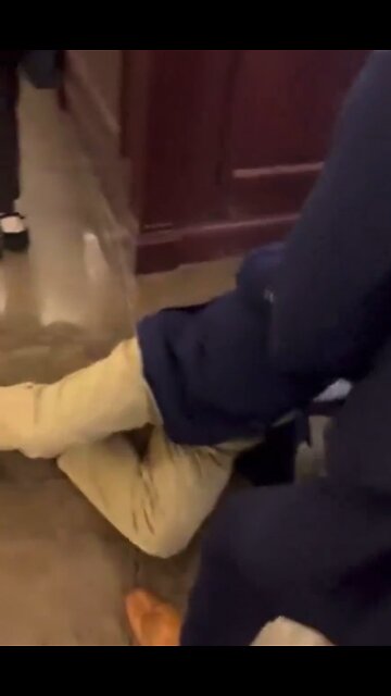 83-Year-Old Mitch McConnell Takes A Brutal Fall