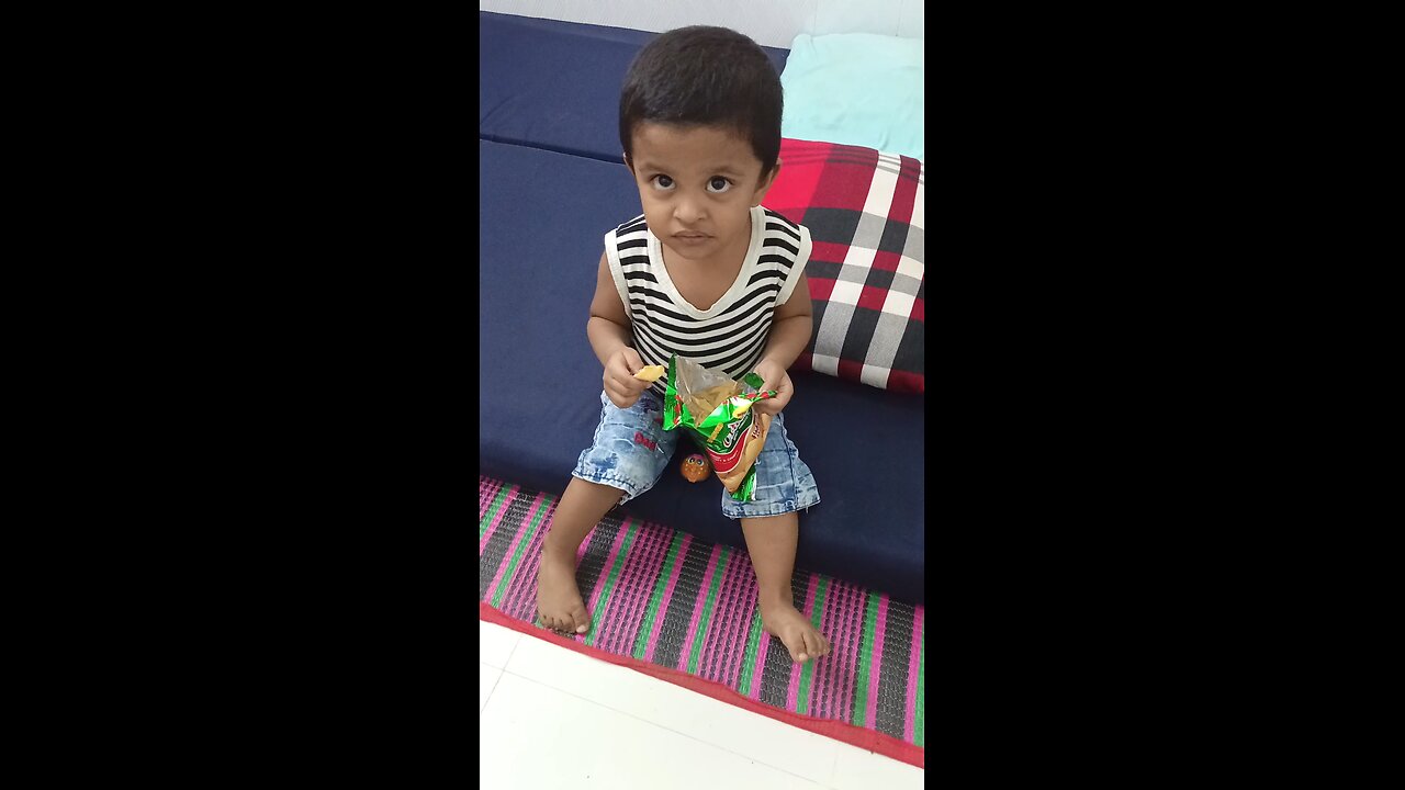 ‌পোলাপান চিপ‌সের পাগল