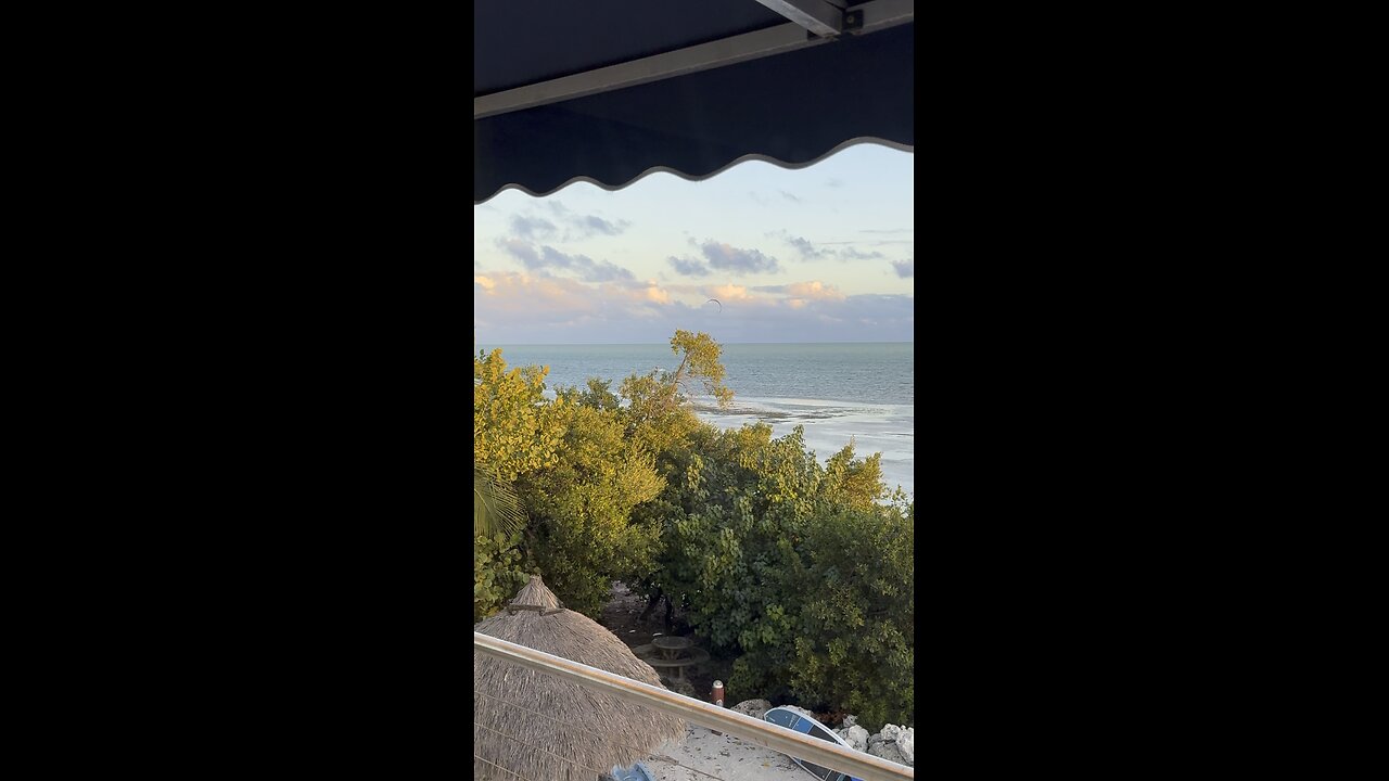 Kitesurfing The Keys | 4K