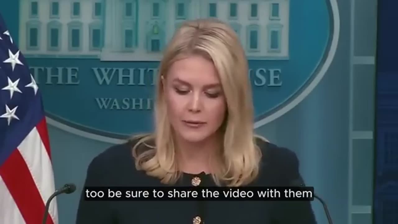 Reporters Try to Corner Karoline Leavitt & Get HUMILIATED