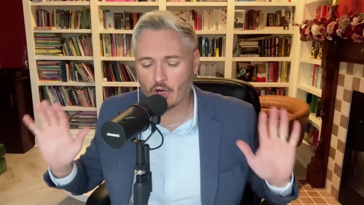 MAGA Psycho Says AOC Should Be ARRESTED! _ The Kyle Kulinski Show