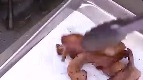 Gordon Ramsay Turns a Full English Breakfast into a Sandwich ?!?