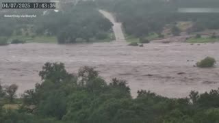 Timelapse video shows how Llano River flooded within minutes