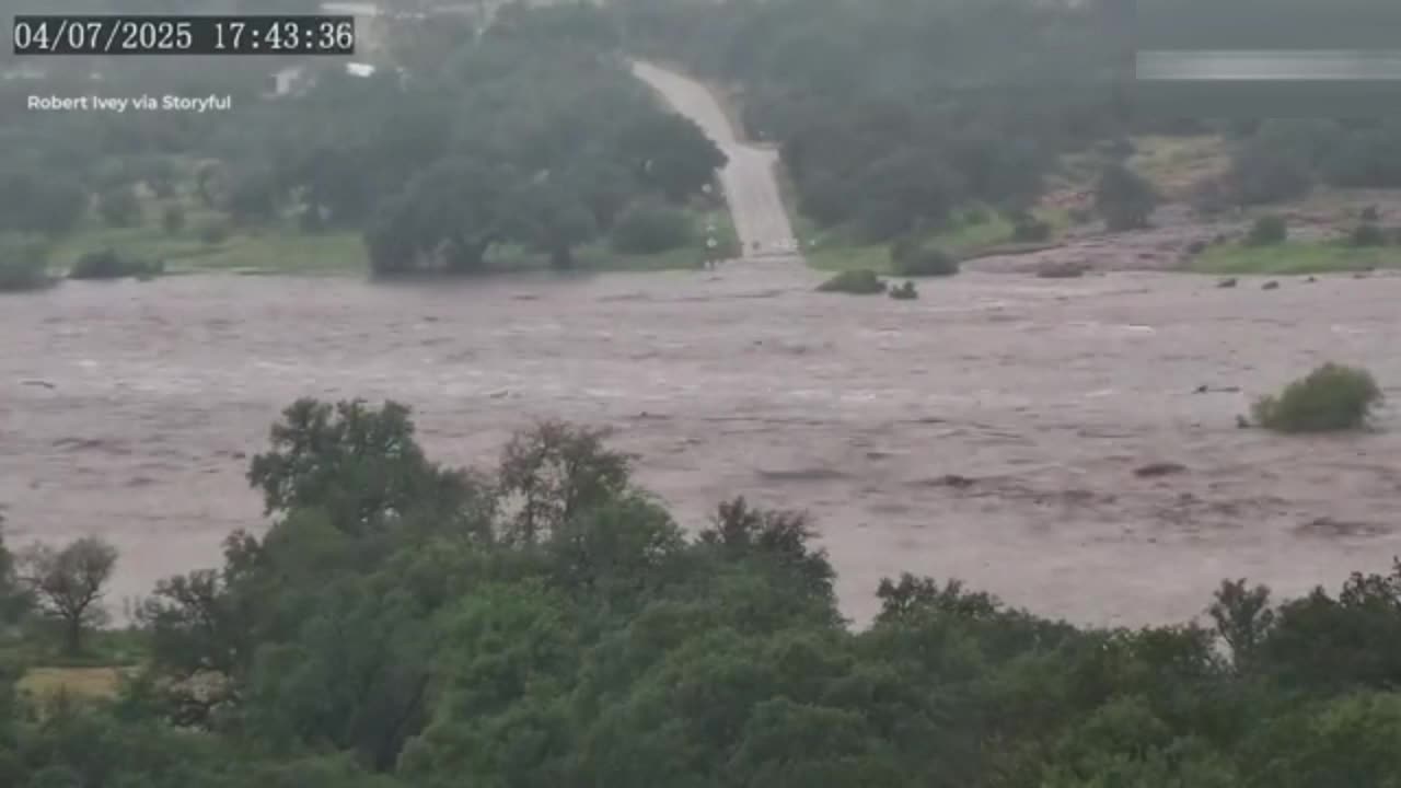 Timelapse video shows how Llano River flooded within minutes
