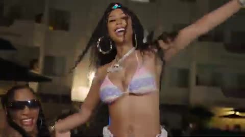 NAYBAHOOD VI FT ROYALTY - WE OUTSIDE (OFFICIAL VIDEO)