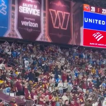 Donald Trump getting booed at Washington Commanders game