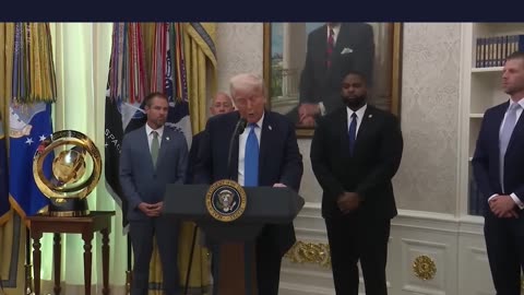 POTUS Awards the First Ever Medals of Sacrifice ❤️🇺🇸