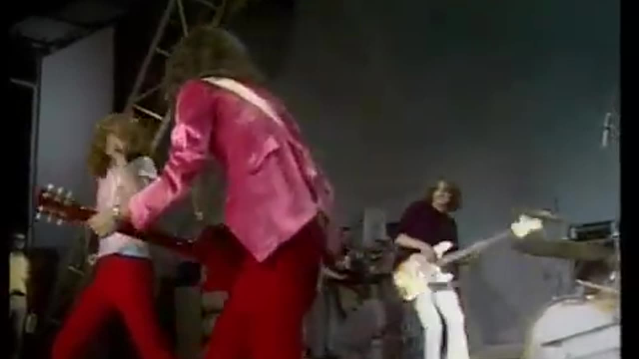 Led Zeppelin - Tous En Scene (Paris June 19, 1969) Part 1