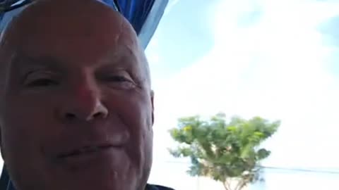 Du darfst kein Auto fahren ab 60 Jahre Plus von 22.00-5.00 Uhr❗ Chemtrails in Vietnam❗