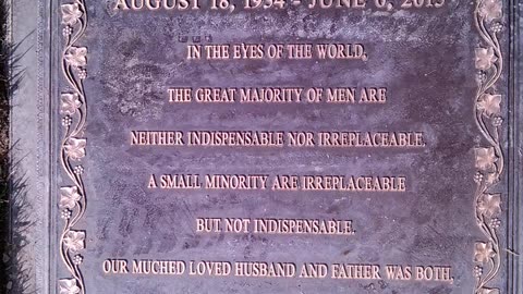 FAMOUS GRAVES - VOL. 596: VINCENT BUGLIOSI