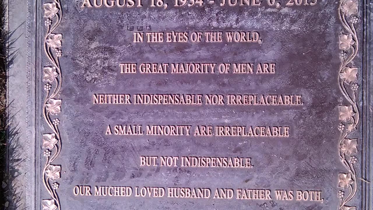 FAMOUS GRAVES - VOL. 596: VINCENT BUGLIOSI