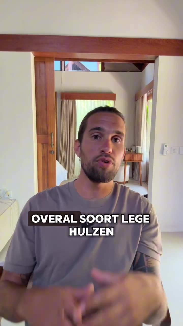 Jorn Luka ziet allerlei NPCs om zich heen...