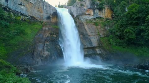 1 Hour Waterfall Ambience with Binaural Beats for Deep Relaxation