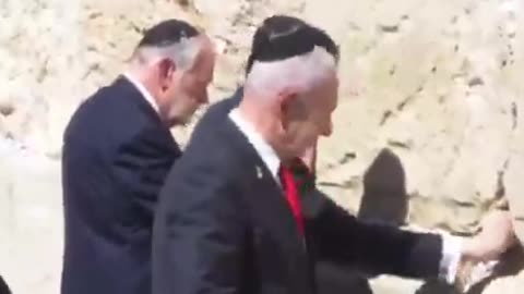 Little Marco Rubio Meets $atan at the Wailing Wall