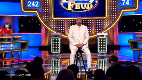 Before the Mic: The Jobs That Built Me – Steve Harvey’s Journey from Survival to Spotlight
