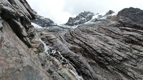 Waterfalls below, lake above #NevadoMaparaju #Huaraz