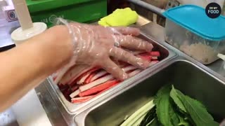 This Giant Egg Kimbap Shook the Market! 500 Rolls an Hour?! | Korean Street Food