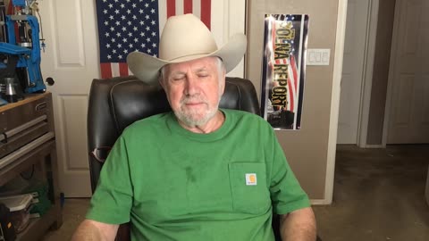 Jamins Crocket Exposes Trump As Being A Complete Dumb Ass!
