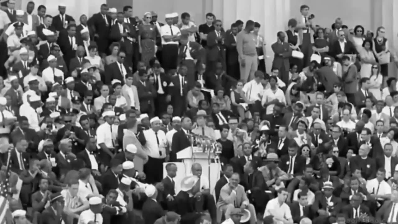 BEST SPEECH EVER!!!😂😂😂